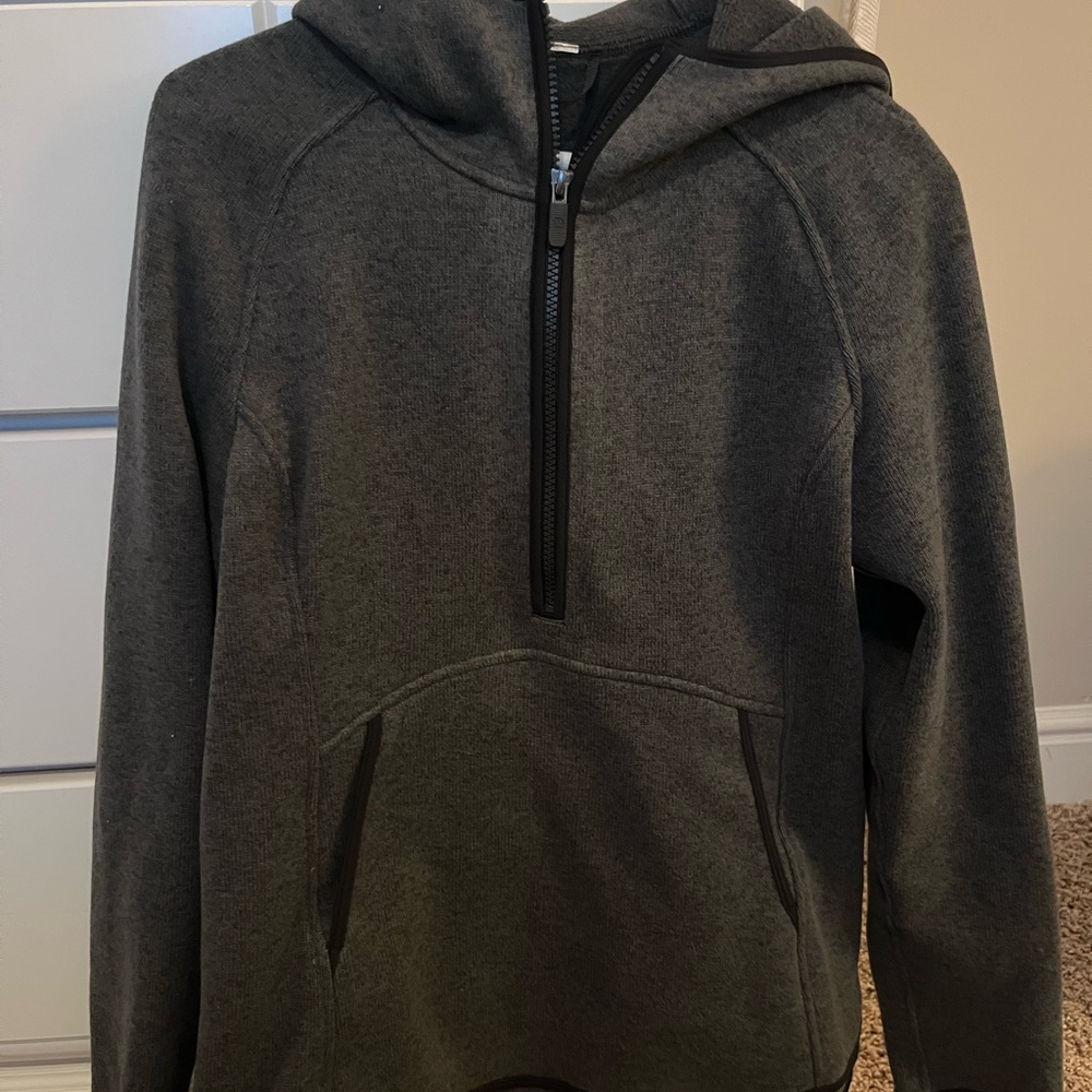 Lululemon women’s Gray Half-Zip Hoodie Sweater